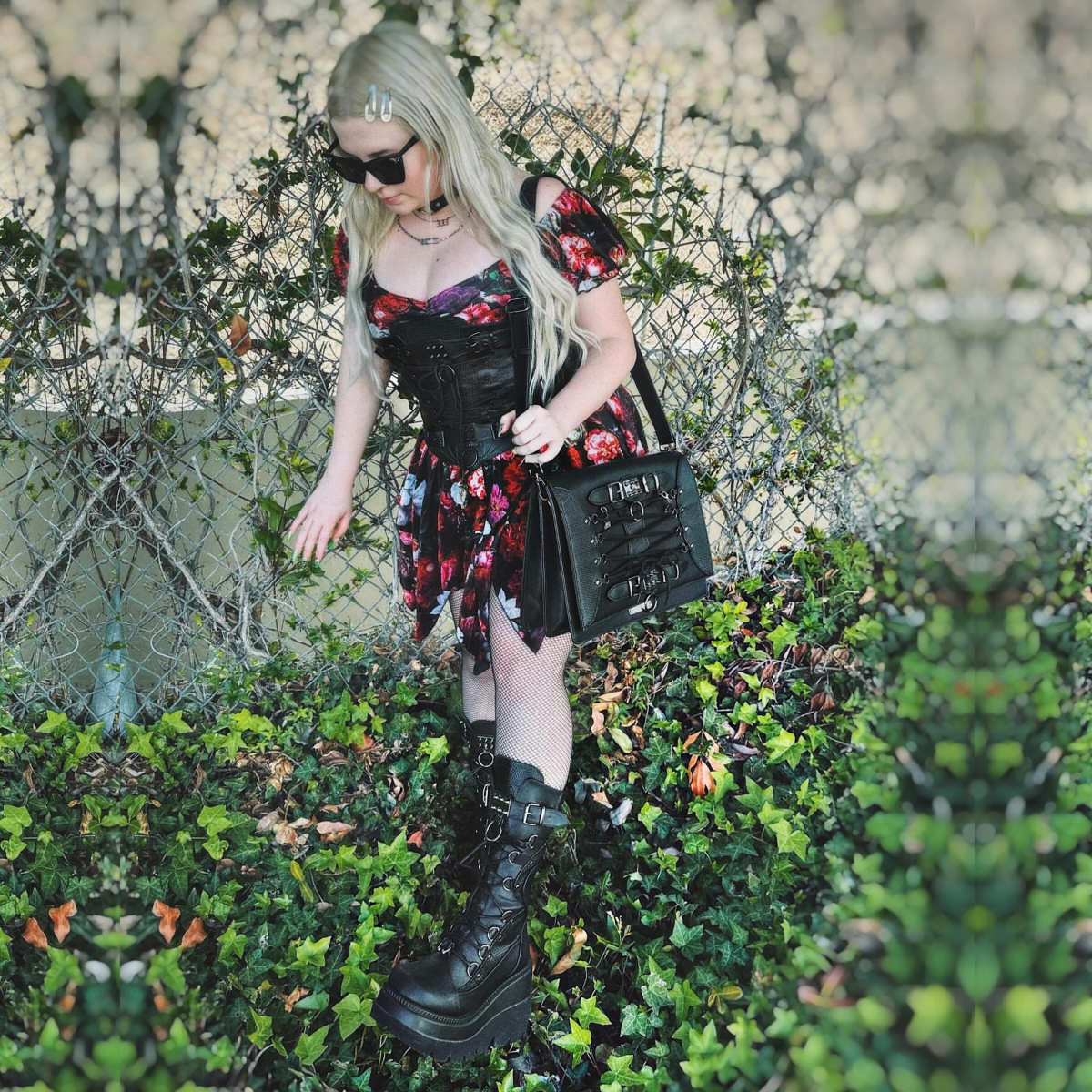 DemoniaCult HB 661 - Crossbody Bag - Kinky-shoes