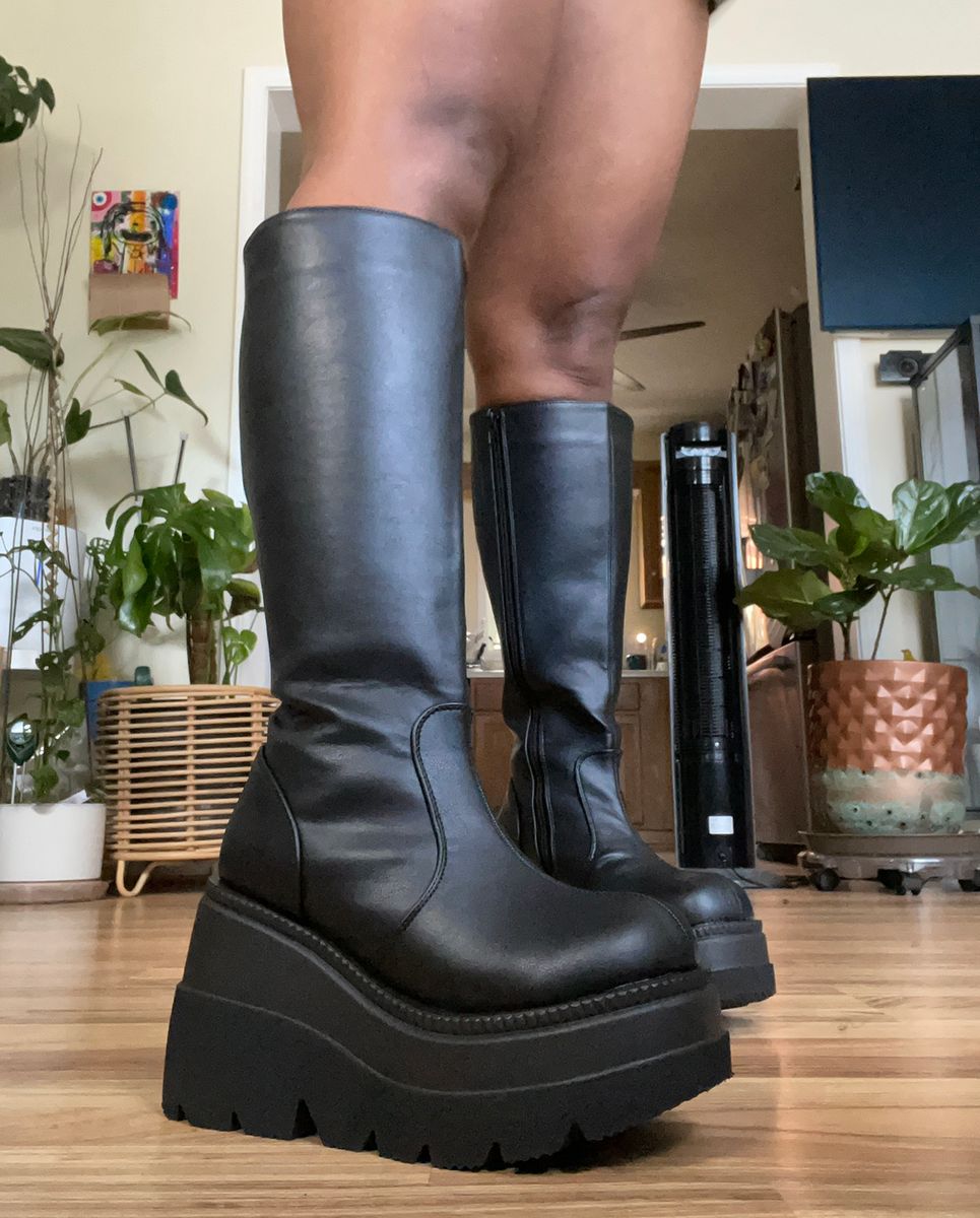 DemoniaCult Shaker 100WC [Wide Calf!]