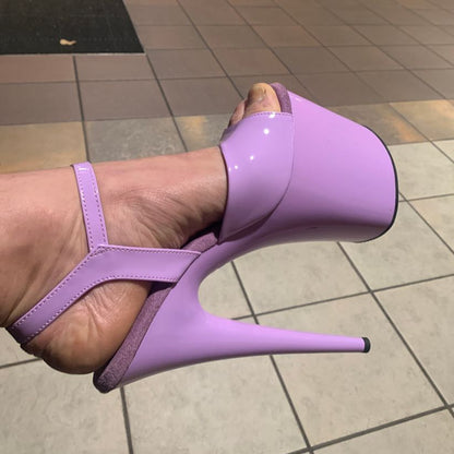 Pleaser Flamingo 809