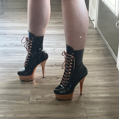 Pleaser Delight 1020