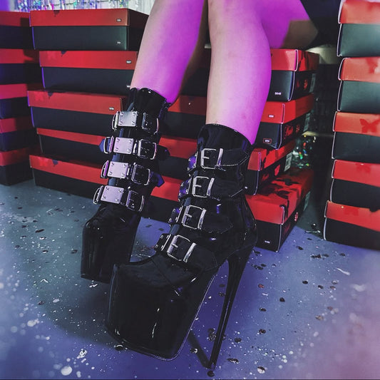 Pleaser Jubilant 1023