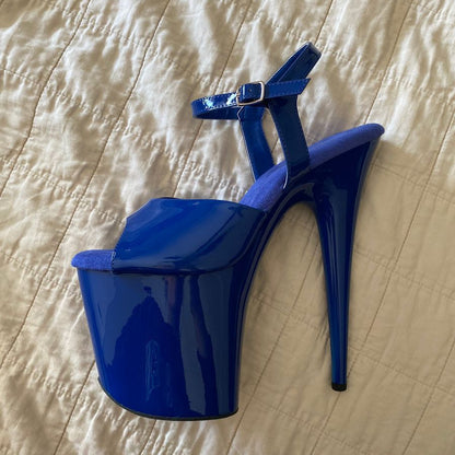 Pleaser Flamingo 809