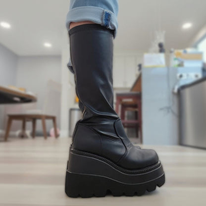 DemoniaCult Shaker 65