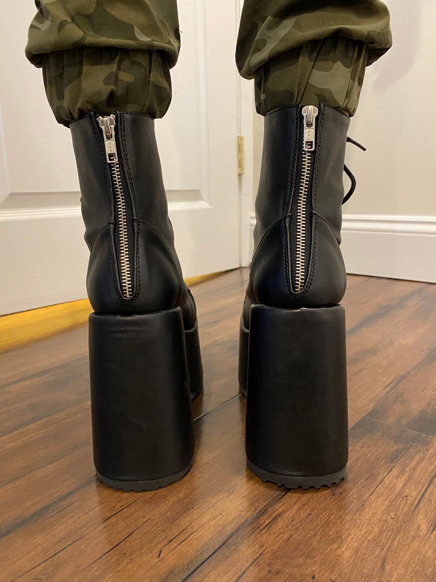 DemoniaCult Camel 203